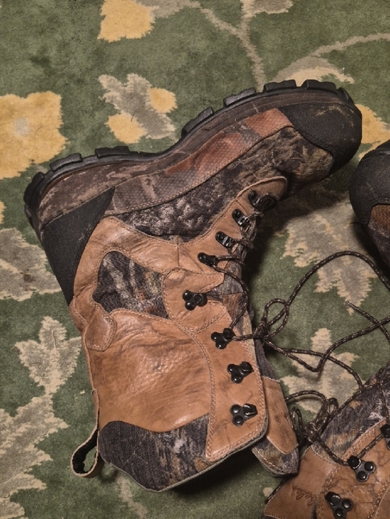 Cabela\'s Men\'s Realtree Camo Hunting Boots with Brown Accents main image 8